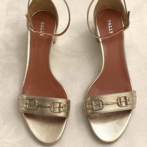 New In Box Bally Women Ankle-buckle Leather Sandals In Gold US 9 (Italian 39.5)